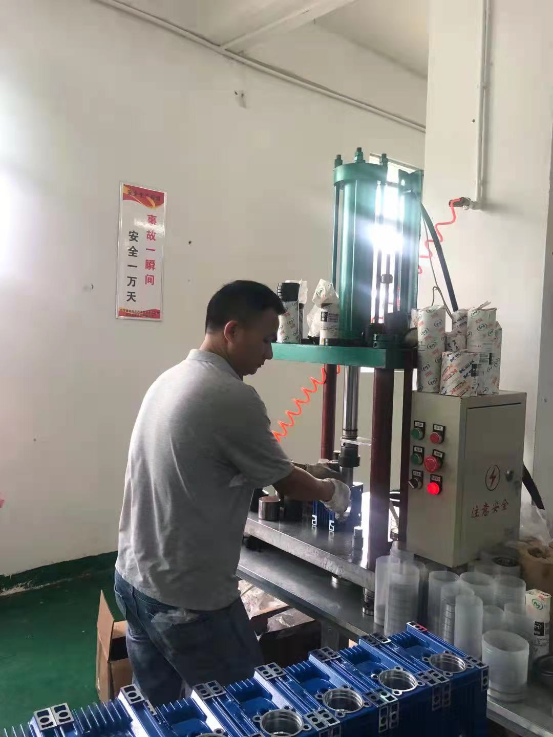 永坤電機三相異步電動機 永坤電機三相異步電動機
